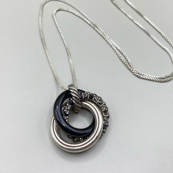 Silver and Black Triple Circle Necklace - Picture 1 of 6